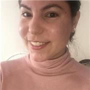 No soy profesora, tengo conocimientos equiparables a nivel avanzado, me gustaría impartir clases a adolescentes, pues creo que tengo carisma con ese grupo etareo